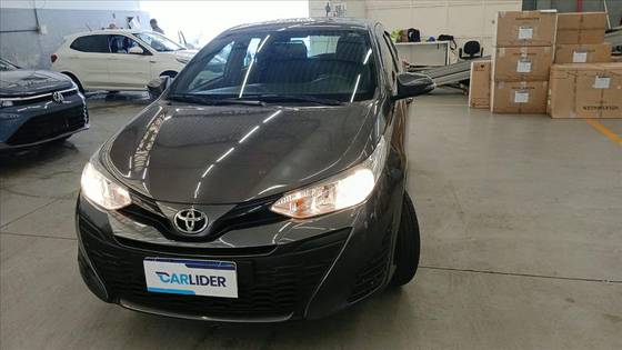 TOYOTA YARIS 1.5 16V FLEX SEDAN XL PLUS CONNECT MULTIDRIVE