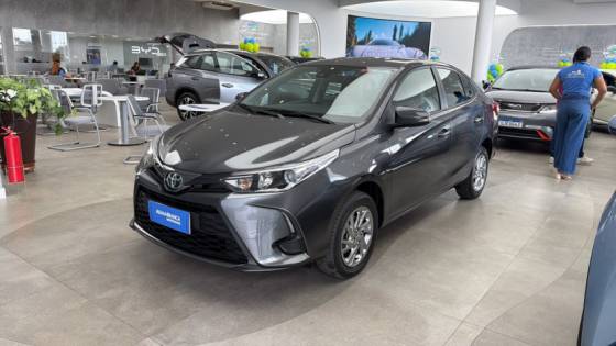 TOYOTA YARIS 1.5 16V FLEX SEDAN XS MULTIDRIVE