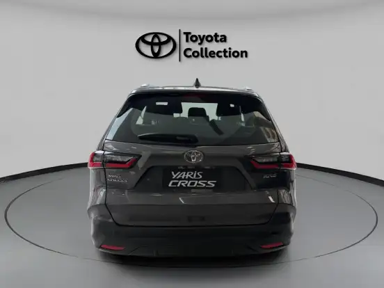 TOYOTA-YARIS CROSS-2025
