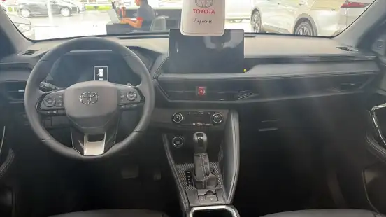 TOYOTA-YARIS CROSS-2026