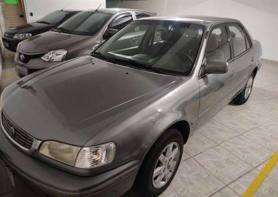 TOYOTA-COROLLA-2002