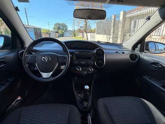 TOYOTA-ETIOS-1.3 X 16V FLEX 4P MANUAL TOYOTA-ETIOS-2015