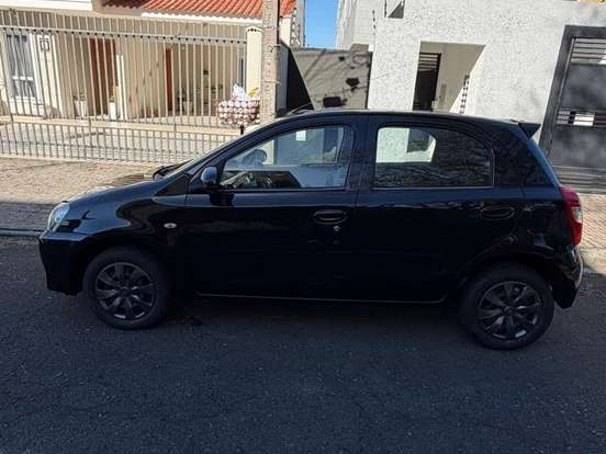 TOYOTA-ETIOS-1.3 X 16V FLEX 4P MANUAL TOYOTA-ETIOS-2015