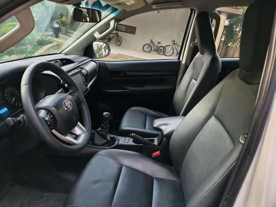 TOYOTA-HILUX-2.8 D-4D TURBO DIESEL CD POWER PACK 4X4 MANUAL TOYOTA-HILUX-2022