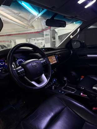 TOYOTA-HILUX-2018