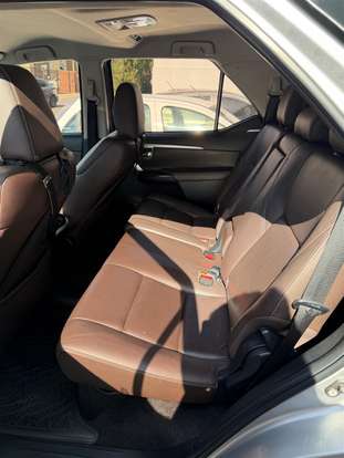TOYOTA-HILUX SW4-2016