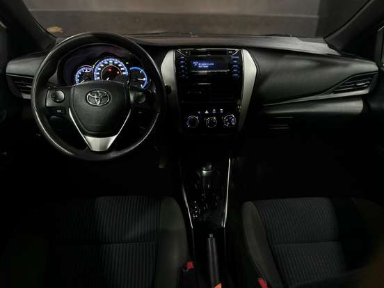 TOYOTA-YARIS-1.3 16V FLEX XL MULTIDRIVE TOYOTA-YARIS-2018