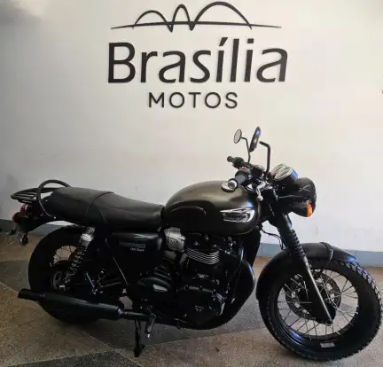 TRIUMPH-BONNEVILLE T100 BLACK 900-2020