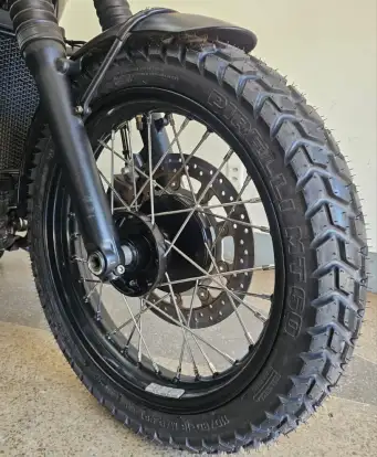 TRIUMPH-BONNEVILLE T100 BLACK 900 TRIUMPH-BONNEVILLE T100 BLACK 900-2020