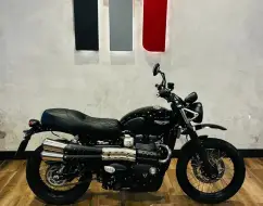 TRIUMPH STREET SCRAMBLER TRIUMPH STREET SCRAMBLER