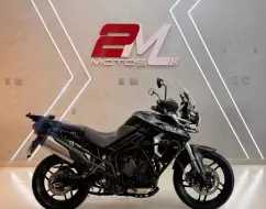 TRIUMPH TIGER 800 XRT TRIUMPH TIGER 800 XRT