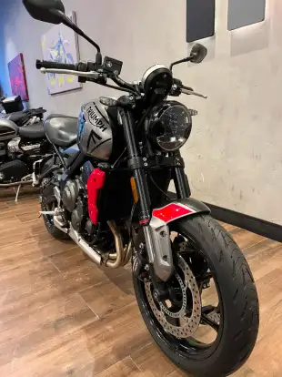 TRIUMPH-TRIDENT 660-2024