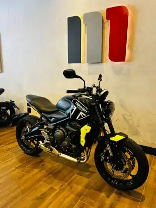 TRIUMPH-TRIDENT 660 TRIUMPH-TRIDENT 660-2024