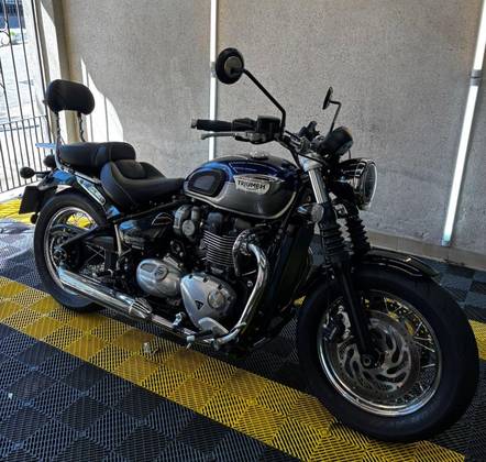 TRIUMPH BONNEVILLE SPEEDMASTER 