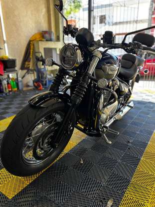 TRIUMPH-BONNEVILLE SPEEDMASTER-2023