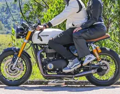 TRIUMPH THRUXTON R TRIUMPH THRUXTON R