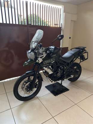 TRIUMPH-TIGER 800 XCA-2019