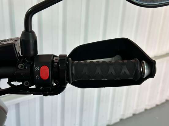 TRIUMPH-TIGER 800 ABS TRIUMPH-TIGER 800 ABS-2013