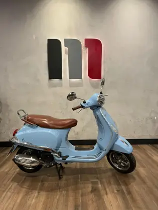 VESPA CLASSIC VXL 150 