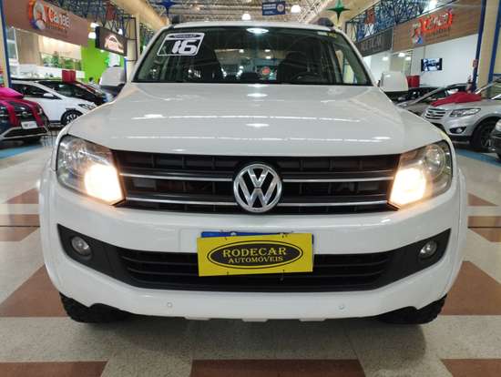 VOLKSWAGEN-AMAROK-2.0 TRENDLINE 4X4 CD 16V TURBO INTERCOOLER DIESEL 4P AUTOMÁTICO VOLKSWAGEN-AMAROK-2015