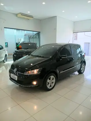 VOLKSWAGEN FOX 1.6 MSI HIGHLINE 16V FLEX 4P MANUAL