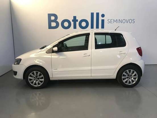 VOLKSWAGEN-FOX-1.0 MI 8V FLEX 4P MANUAL VOLKSWAGEN-FOX-2012