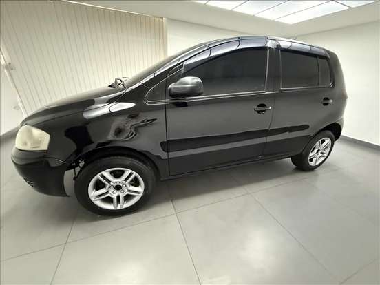 VOLKSWAGEN-FOX-2009