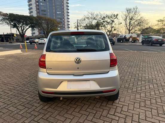 VOLKSWAGEN-FOX-2011