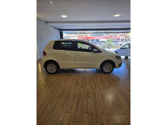 VOLKSWAGEN-FOX-1.0 MI TRENDLINE 8V FLEX 4P MANUAL VOLKSWAGEN-FOX-2014