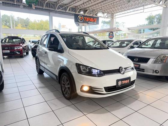 VOLKSWAGEN FOX 1.0 MPI TRACK 12V FLEX 4P MANUAL