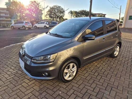 VOLKSWAGEN FOX 1.6 MSI HIGHLINE 16V FLEX 4P MANUAL