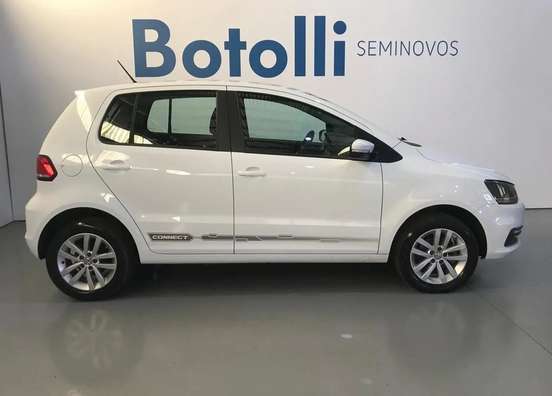VOLKSWAGEN-FOX-2021