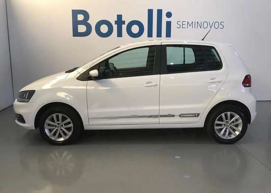 VOLKSWAGEN-FOX-2021