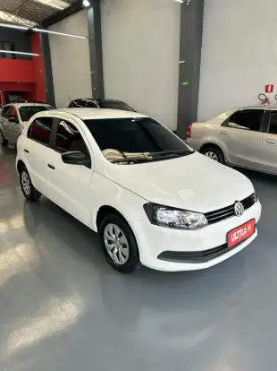 VOLKSWAGEN-GOL-2015