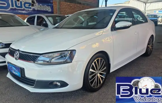 VOLKSWAGEN JETTA 2.0 TSI HIGHLINE 200CV GASOLINA 4P TIPTRONIC