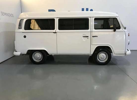 VOLKSWAGEN-KOMBI-1.4 MI STD 8V FLEX 3P MANUAL VOLKSWAGEN-KOMBI-2011