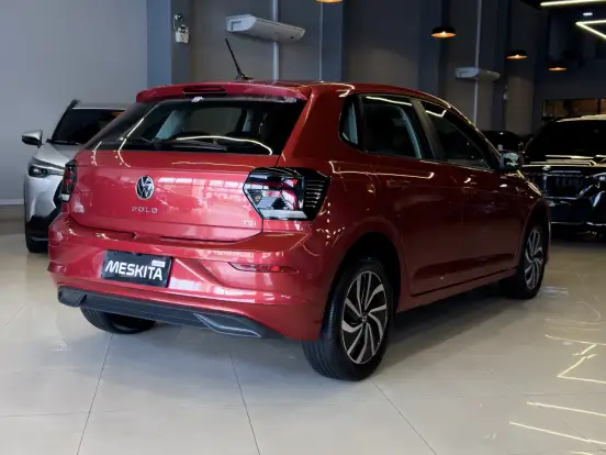 VOLKSWAGEN-POLO-1.0 170 TSI HIGHLINE AUTOMÁTICO VOLKSWAGEN-POLO-2023
