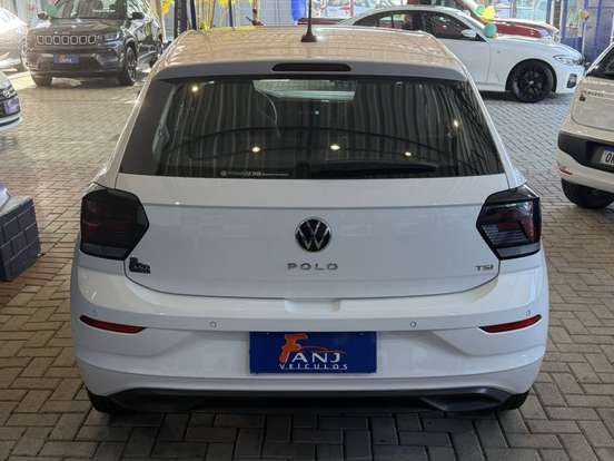 VOLKSWAGEN-POLO-1.0 170 TSI COMFORTLINE AUTOMÁTICO VOLKSWAGEN-POLO-2023