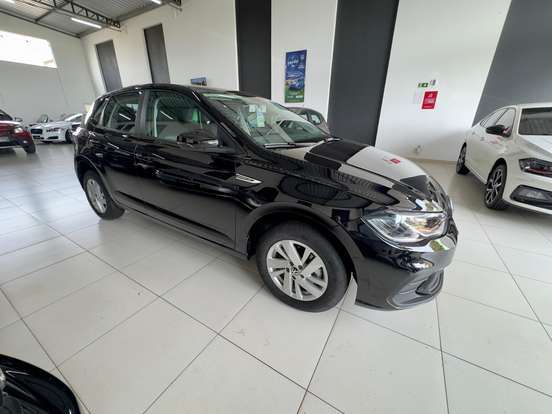 VOLKSWAGEN-POLO-1.0 170 TSI COMFORTLINE AUTOMÁTICO VOLKSWAGEN-POLO-2024