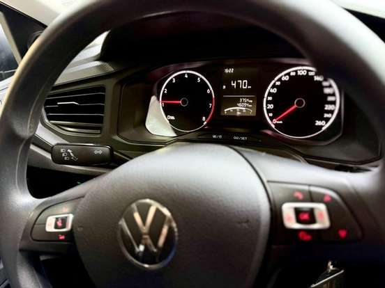 VOLKSWAGEN-POLO-2024