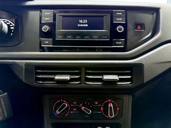 VOLKSWAGEN-POLO-2024
