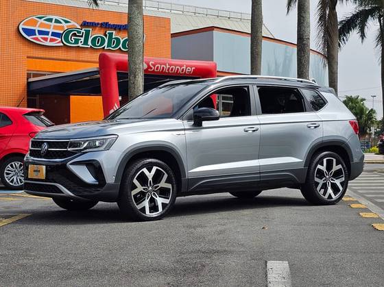 VOLKSWAGEN TAOS 1.4 250 TSI TOTAL FLEX HIGHLINE AUTOMÁTICO