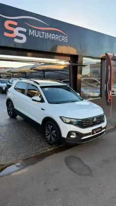 VOLKSWAGEN T-CROSS 1.0 200 TSI TOTAL FLEX COMFORTLINE AUTOMÁTICO