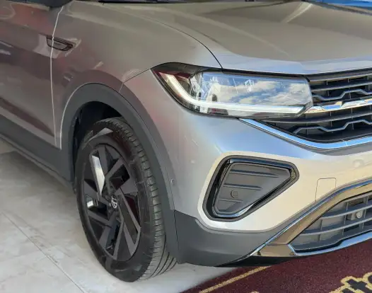 VOLKSWAGEN-T-CROSS-2025
