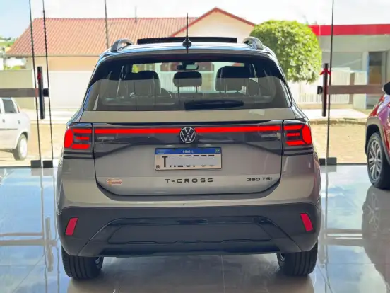 VOLKSWAGEN-T-CROSS-1.4 250 TSI TOTAL FLEX HIGHLINE AUTOMÁTICO VOLKSWAGEN-T-CROSS-2025