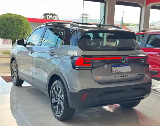 VOLKSWAGEN-T-CROSS-1.4 250 TSI TOTAL FLEX HIGHLINE AUTOMÁTICO VOLKSWAGEN-T-CROSS-2025