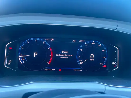 VOLKSWAGEN-T-CROSS-2019