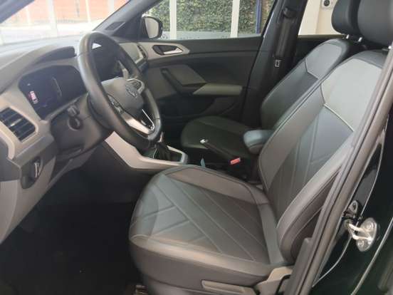 VOLKSWAGEN-T-CROSS-2024