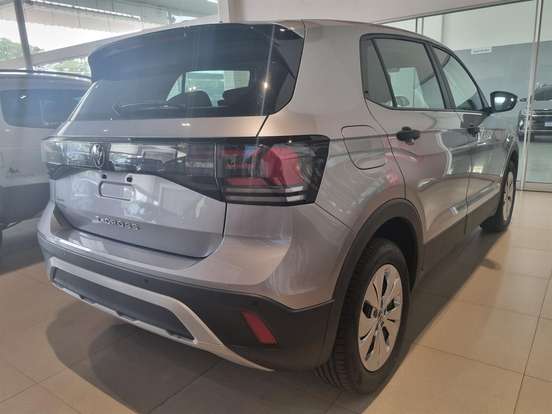 VOLKSWAGEN-T-CROSS-2026
