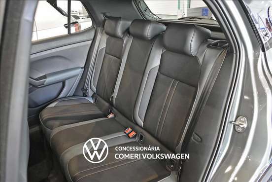 VOLKSWAGEN-T-CROSS-2026